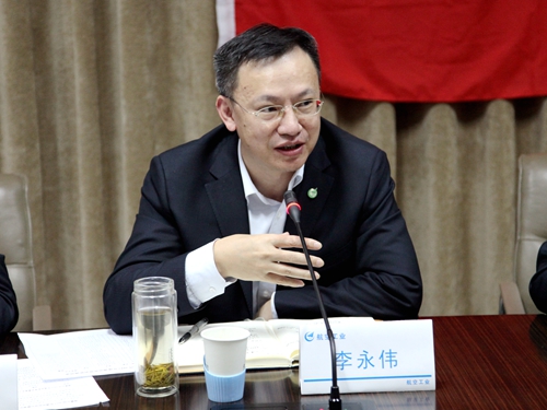 李永伟01_副本_副本.jpg 李永伟01_副本_副本.jpg